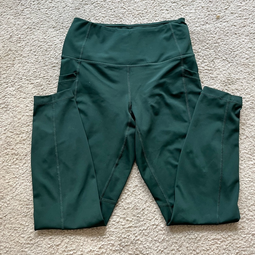 Green leggings